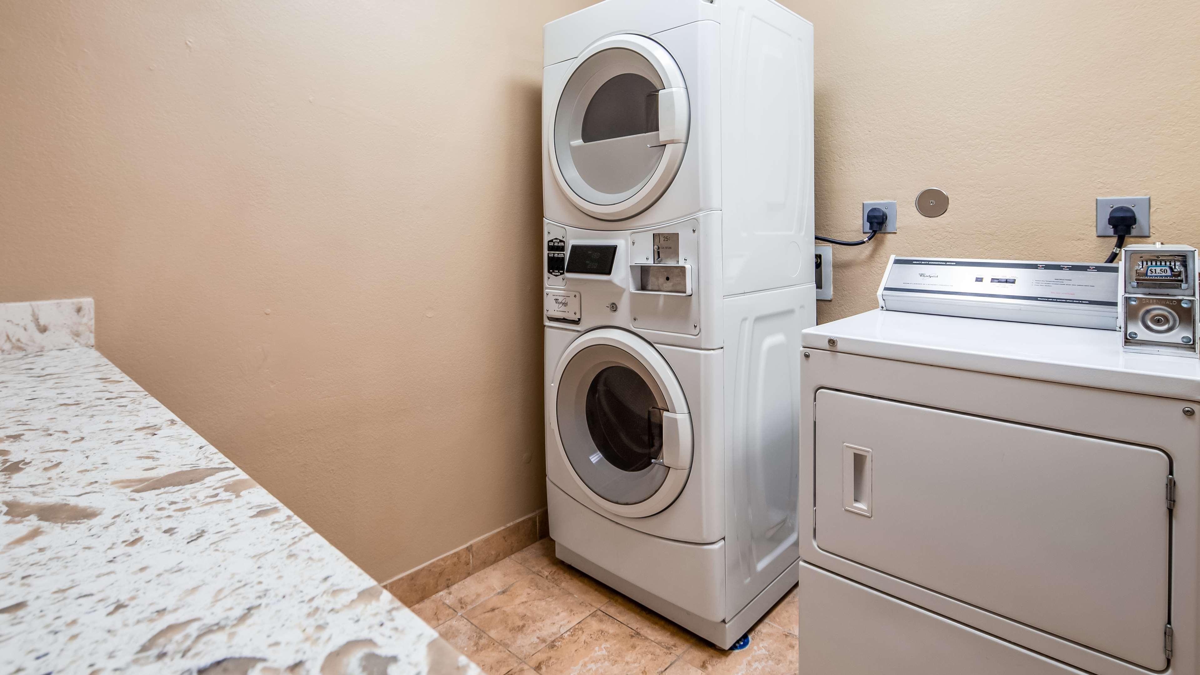 Best Western Plus Kenedy Inn Экстерьер фото