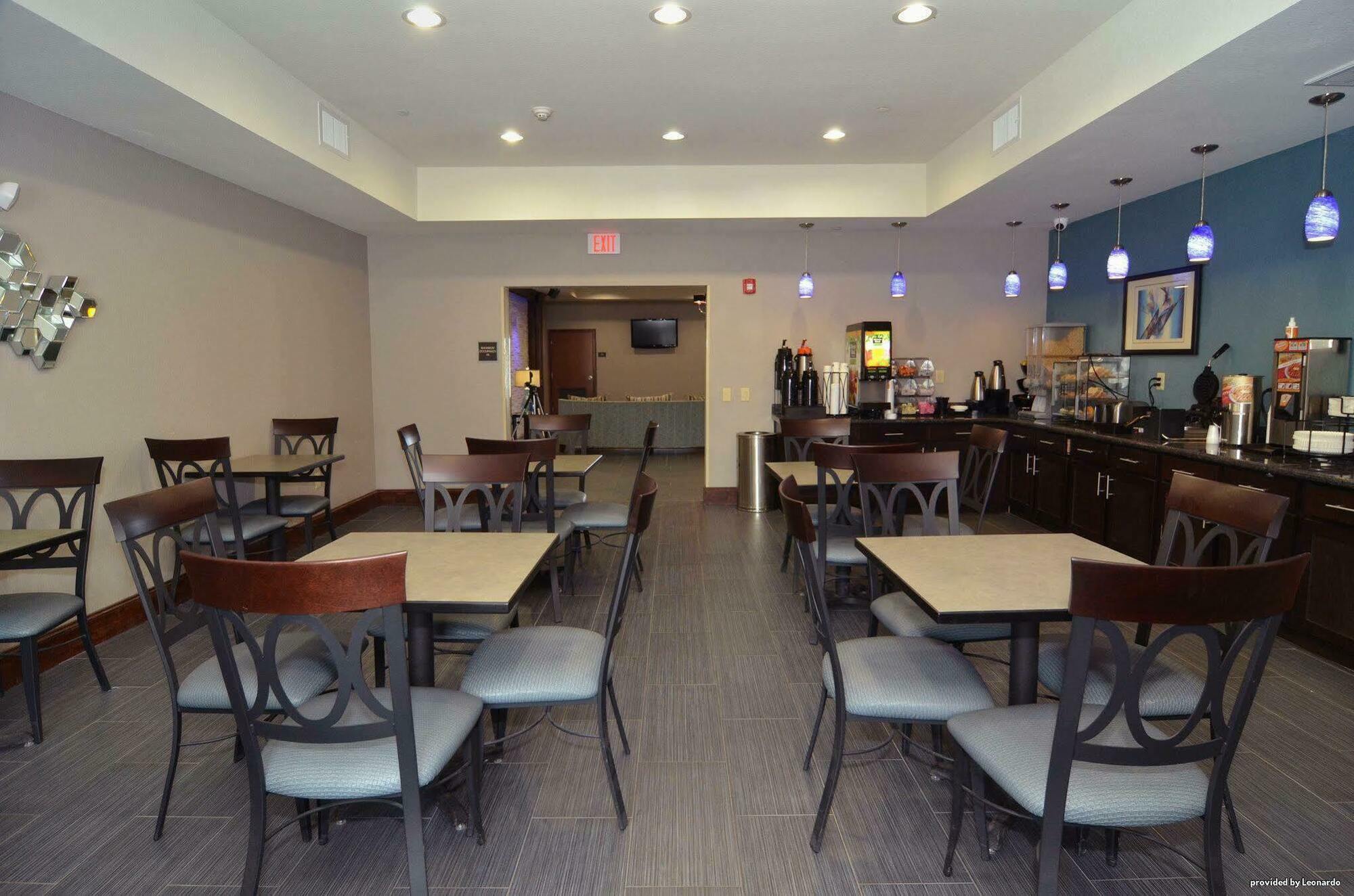 Best Western Plus Kenedy Inn Экстерьер фото